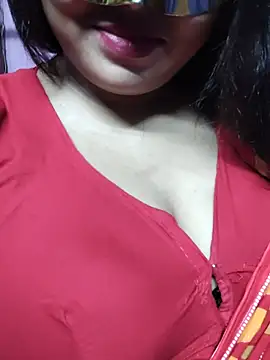 Snapshot of SWEETY-099 chatting on 07.31.26 SWEETY-099 online show from 07.31.26