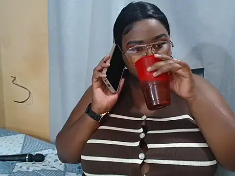 ChocolateChubbyx online show from 06.13.26