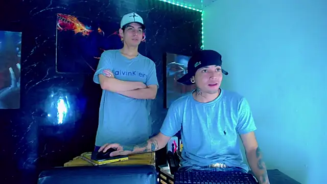 Snapshot of TheShamefulBoys chatting on 06.19.26 TheShamefulBoys online show from 06.19.26