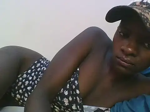 ebonypetite2 online show from 07.05.26
