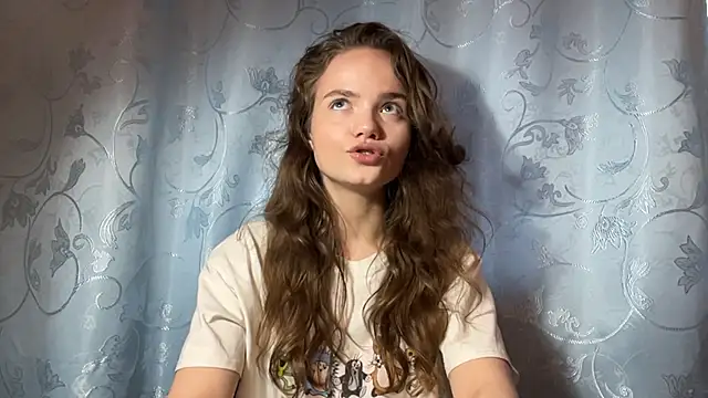 MandaLippeatt online show from 06.09.26