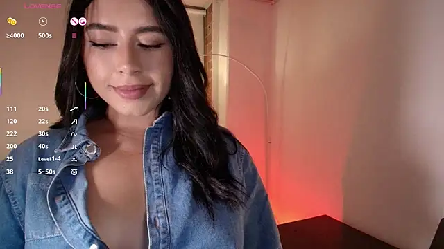 Snapshot of Isa_vargas_ chatting on 06.18.26 Isa vargas online show from 06.18.26