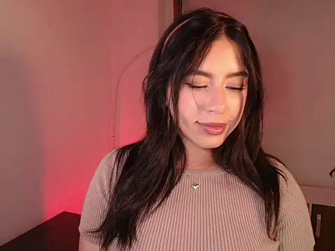 Snapshot of Isa_vargas_ chatting on 07.22.26 Isa vargas online show from 07.22.26