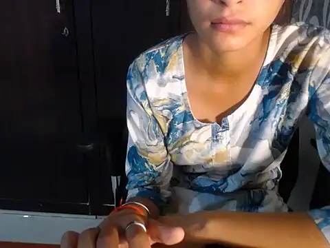 Snapshot of Ridhi_01 chatting on 06.13.26 Ridhi 01 online show from 06.13.26
