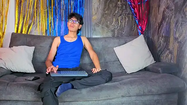 Snapshot of Noha_King chatting on 06.25.26 Noha King online show from 06.25.26