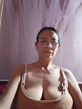 Snapshot of KK_sexyy chatting on 07.10.26 KK sexyy online show from 07.10.26