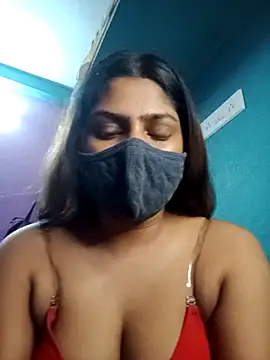 Snapshot of Model-031 chatting on 06.10.26 Model-031 online show from 06.10.26