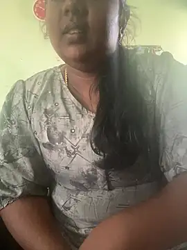 Snapshot of SUBHA2828 chatting on 06.30.26 SUBHA2828 online show from 06.30.26