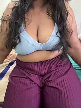 Snapshot of SUBHA2828 chatting on 07.15.26 SUBHA2828 online show from 07.15.26