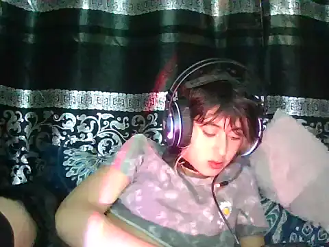kittenpasive30 online show from 06.15.26