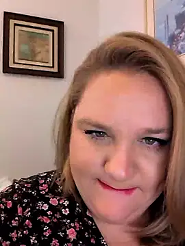Snapshot of Jonesinjil chatting on 06.22.26 Jonesinjil online show from 06.22.26