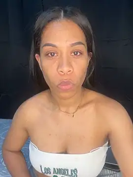 Snapshot of Thasie chatting on 06.19.26 Thasie online show from 06.19.26