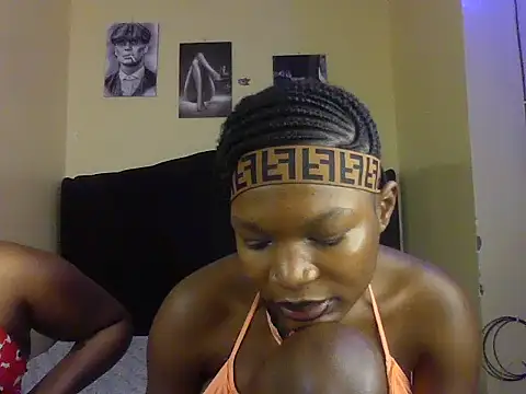 Snowie winterr online show from 06.30.26