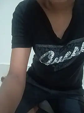Snapshot of Riya5677 chatting on 06.24.26 Riya5677 online show from 06.24.26
