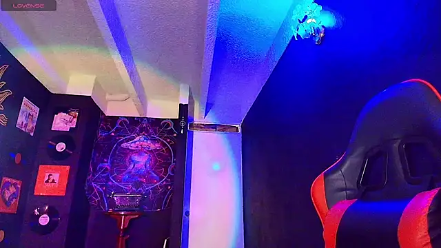 Snapshot of sofnicol_ chatting on 06.21.26 sofnicol online show from 06.21.26