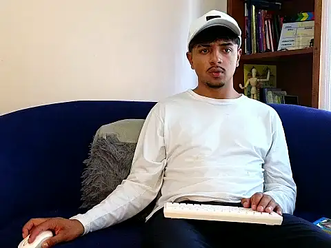 Snapshot of DavidsBoner chatting on 06.11.26 DavidsBoner online show from 06.11.26