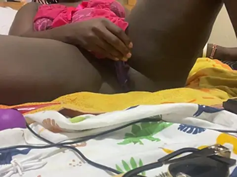 Snapshot of atis_sexy chatting on 06.19.26 atis sexy online show from 06.19.26
