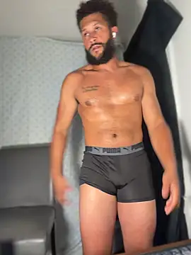 HungStr8Lightskin online show from 06.29.26