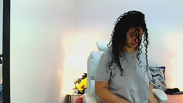 Snapshot of Isabella_Sophia19 chatting on 07.10.26 Isabella Sophia19 online show from 07.10.26