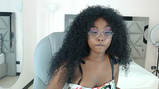 Snapshot of lily_mendoza chatting on 07.08.26 lily mendoza online show from 07.08.26
