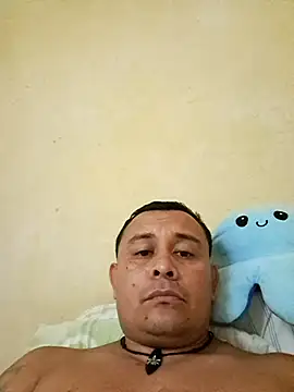 parejacalientenik online show from 06.22.26