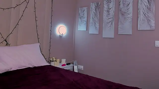 Lola lovesss online show from 06.25.26