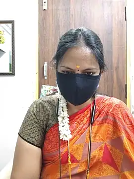 Snapshot of Tamil_white_beauty chatting on 06.13.26 Tamil white beauty online show from 06.13.26