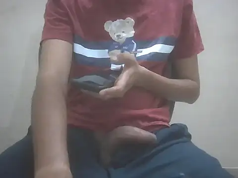 Snapshot of cumshotforgirl chatting on 06.12.26 cumshotforgirl online show from 06.12.26