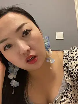 Snapshot of Tina_66 chatting on 06.17.26 Tina 66 online show from 06.17.26
