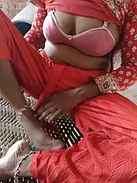 Snapshot of NEELU_VERMAA chatting on 07.14.26 NEELU VERMAA online show from 07.14.26