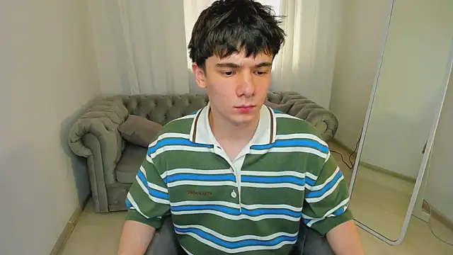 Snapshot of Ethan_Crowe chatting on 07.24.26 Ethan Crowe online show from 07.24.26
