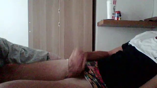 Snapshot of scottish_daddy chatting on 07.27.26 scottish daddy online show from 07.27.26