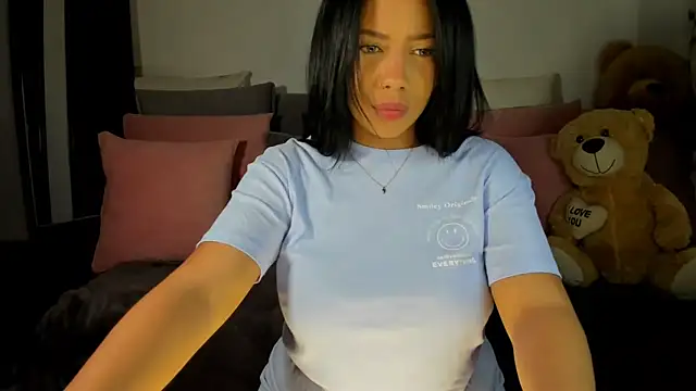 Snapshot of NicolePasqualott chatting on 01.11.25 NicolePasqualott online show from 01.11.25