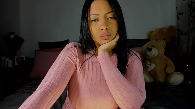 Snapshot of NicolePasqualott chatting on 02.26.25 NicolePasqualott online show from 02.26.25