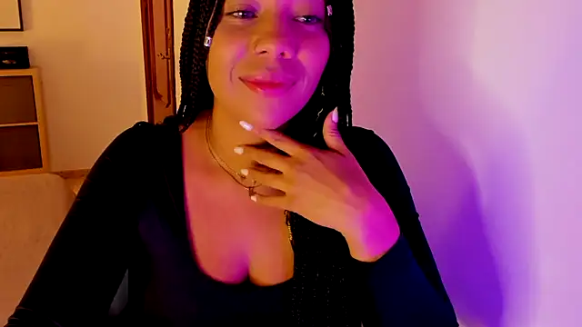 Snapshot of NicolePasqualott chatting on 09.27.25 NicolePasqualott online show from 09.27.25