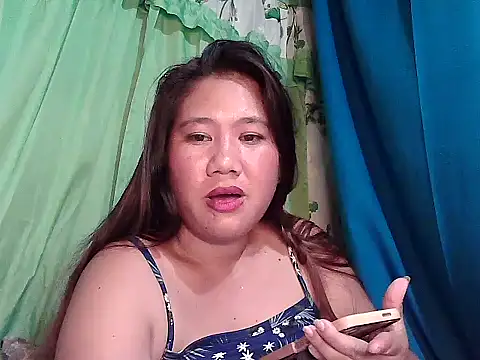 Snapshot of Islandbabe22 chatting on 07.27.26 Islandbabe22 online show from 07.27.26