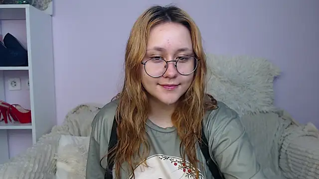Snapshot of Judith_hypnosiss chatting on 06.23.26 Judith hypnosiss online show from 06.23.26