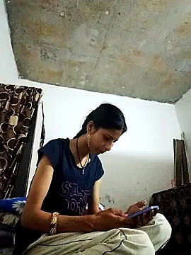 Snapshot of cutiegirlll chatting on 06.25.26 cutiegirlll online show from 06.25.26