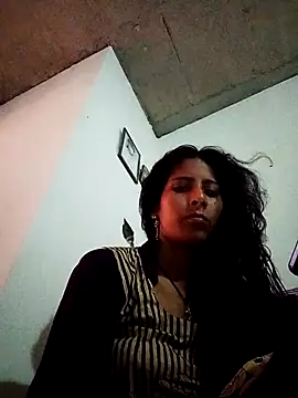 Snapshot of cutiegirlll chatting on 06.28.26 cutiegirlll online show from 06.28.26