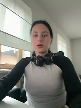 MisssMiaaa17 online show from 07.03.26