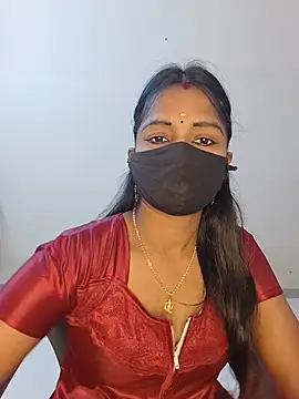 Snapshot of YALINITWO7_TAMIL chatting on 08.05.26 YALINITWO7 TAMIL online show from 08.05.26