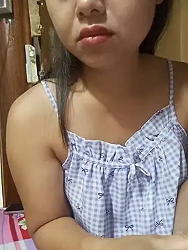 Snapshot of Emma-cutee chatting on 07.03.26 Emma-cutee online show from 07.03.26