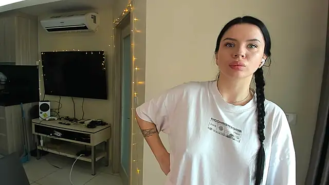 Snapshot of Evelyne_xxo chatting on 07.05.26 Evelyne xxo online show from 07.05.26