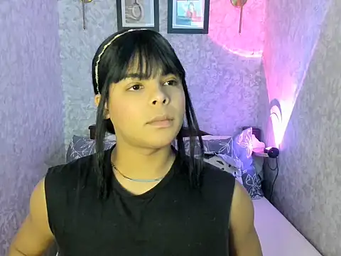 Snapshot of emily_rosue_ chatting on 07.22.26 emily rosue online show from 07.22.26