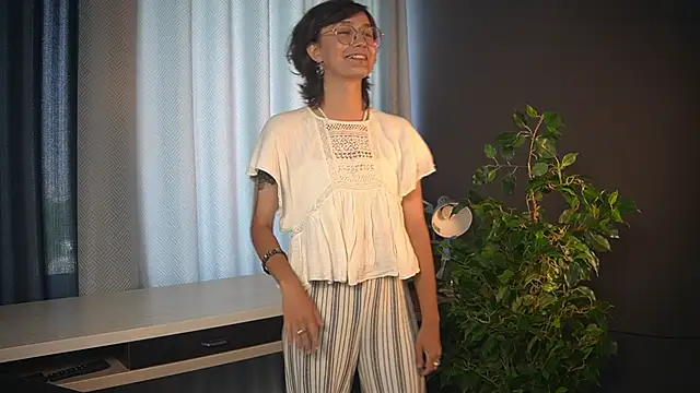 AnnettBeliles online show from 06.16.26