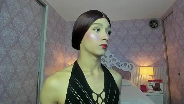 Snapshot of skinny_dolltrans chatting on 08.06.26 skinny dolltrans online show from 08.06.26