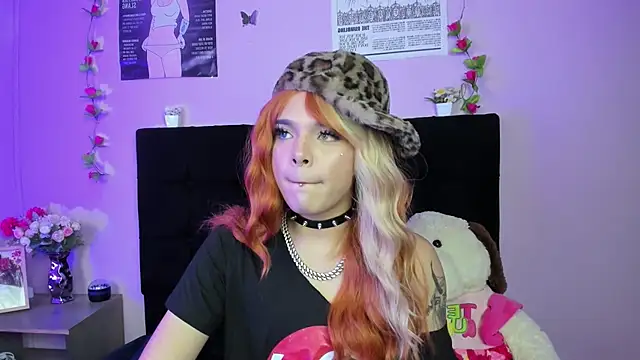 Makii XOXO online show from 07.15.26