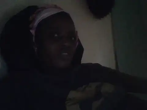 Snapshot of Prettybunnyy chatting on 07.31.26 Prettybunnyy online show from 07.31.26