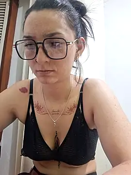 Snapshot of Vanellope_von chatting on 07.08.26 Vanellope von online show from 07.08.26