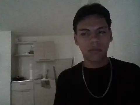 Snapshot of sebas_atractivo chatting on 06.15.26 sebas atractivo online show from 06.15.26